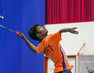 Uganda Para: India, Peru Dominate