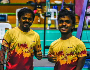 Australian Para: India Flex Muscles
